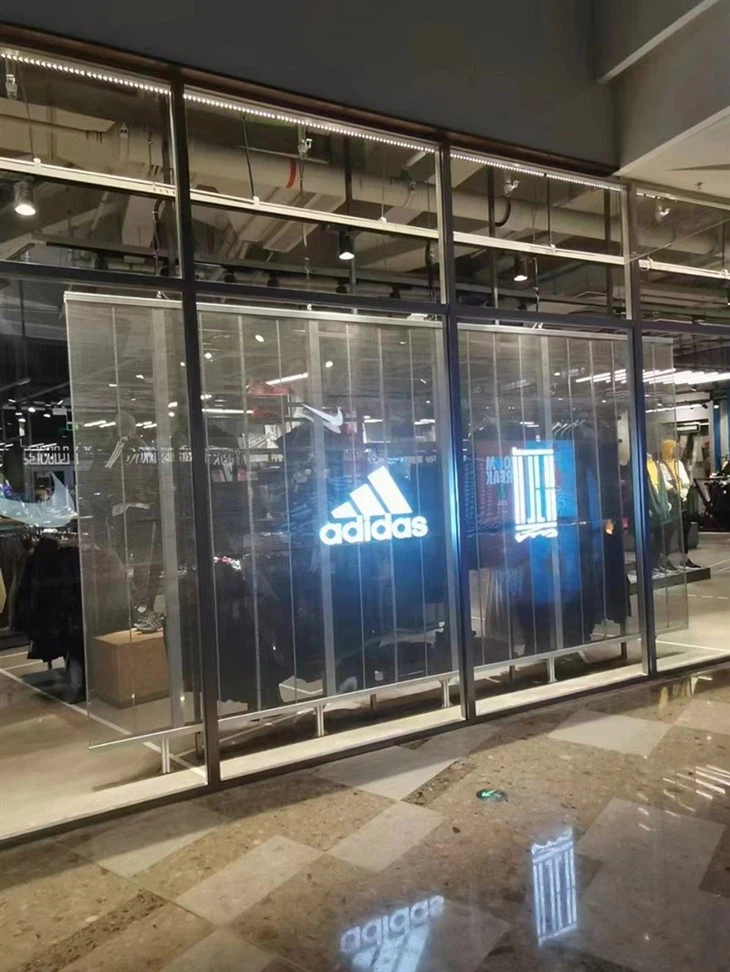 Transparent Video Wall LED Screen P3.91-7.81